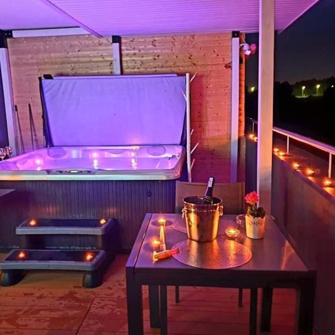 Apartament - Jacuzzi 热舒夫 外观 照片
